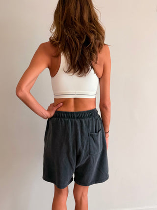 The 90's Short in Black